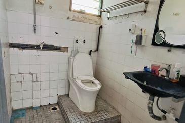 Batu Gajah Single Storey Semi Detached House For Sale Perak 