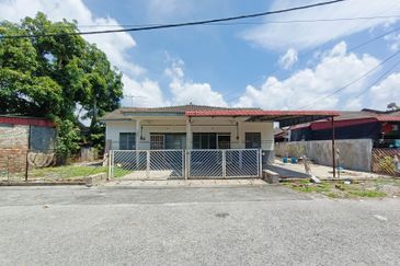 Batu Gajah Single Storey Semi Detached House For Sale Perak 