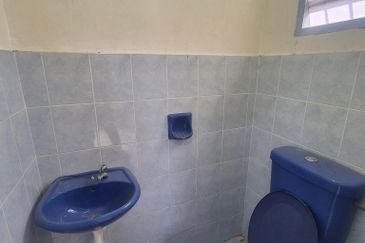 Batu Gajah Single Storey Semi Detached House For Rent Perak 