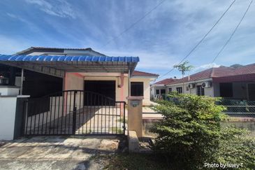 Batu Gajah Single Storey Semi Detached House For Rent Perak 