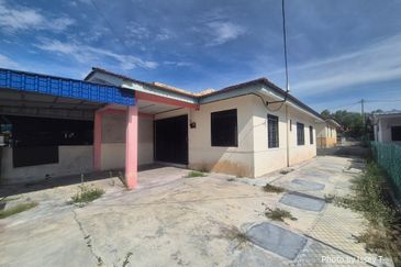 Batu Gajah Single Storey Semi Detached House For Rent Perak 