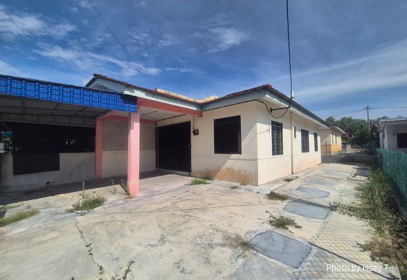 Batu Gajah Single Storey Semi Detached House For Rent Perak 