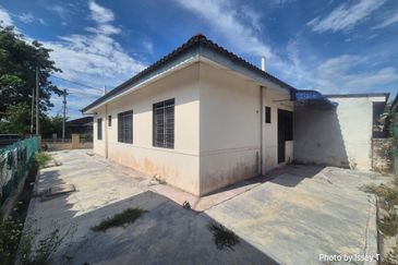 Batu Gajah Single Storey Semi Detached House For Rent Perak 