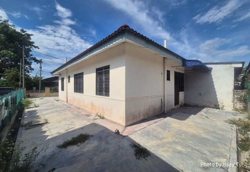 Batu Gajah Single Storey Semi Detached House For Rent Perak 