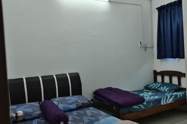 DESA LAHAT SRI -WANG