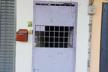 Menglembu Rasi Jaya First Floor Shop Lot For Rent Ipoh Perak 