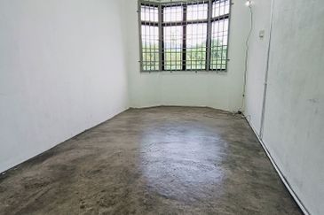 Menglembu Rasi Jaya First Floor Shop Lot For Rent Ipoh Perak 