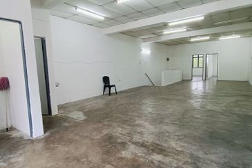 Menglembu Rasi Jaya First Floor Shop Lot For Rent Ipoh Perak 