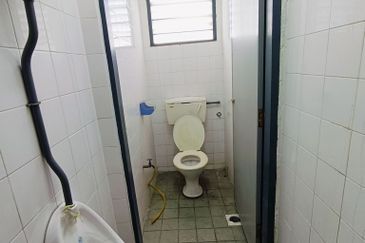 Menglembu Rasi Jaya First Floor Shop Lot For Rent Ipoh Perak 