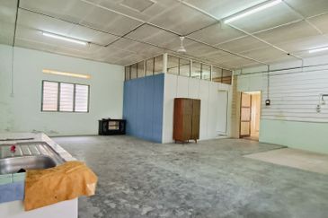 Batu Gajah Pusing Single Storey Bungalow House For Rent Perak 