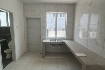 Batu Gajah Pusing Double Storey Terraced House For Rent Perak 