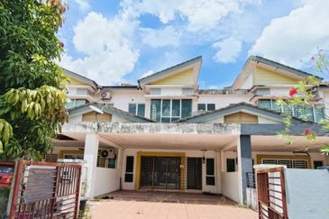 Bandar Universiti Seri Iskandar - Santolina