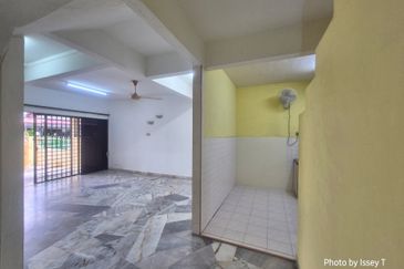 TAMAN BANDAR BARU MENGLEMBU