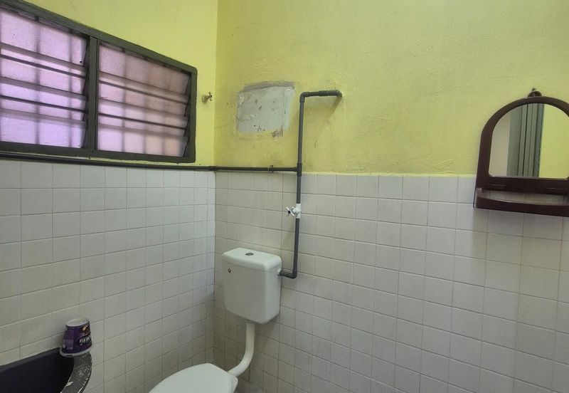 TAMAN BANDAR BARU MENGLEMBU