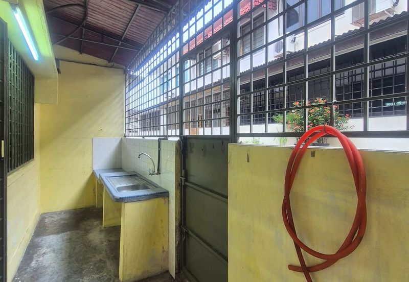 TAMAN BANDAR BARU MENGLEMBU