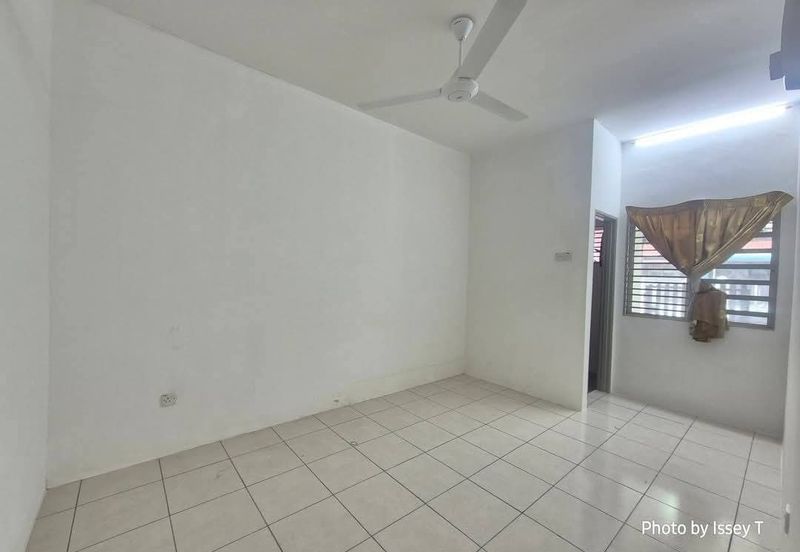 DESA LAHAT SRI -WANG