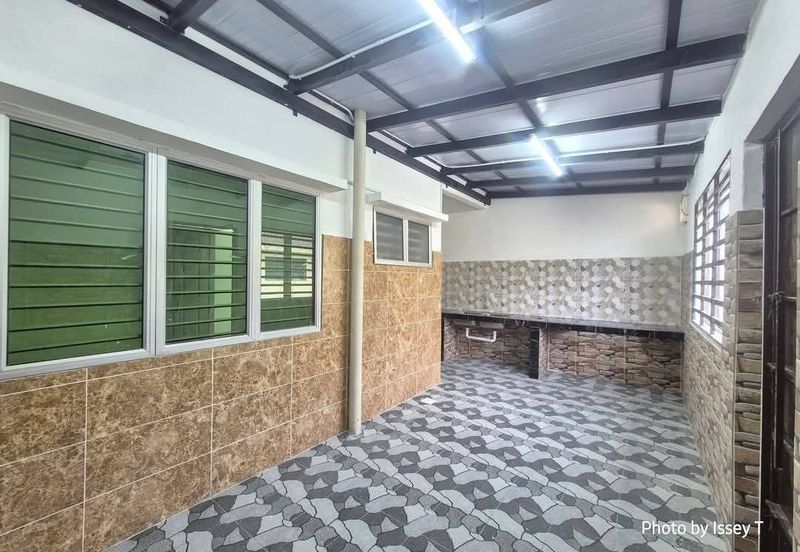 DESA LAHAT SRI -WANG