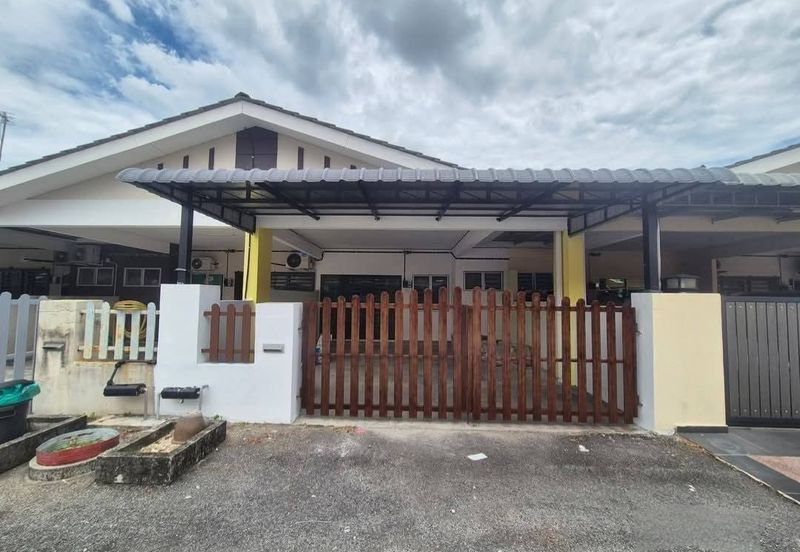 DESA LAHAT SRI -WANG