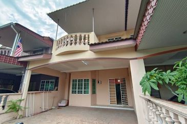 Panorama Lapangan Perdana