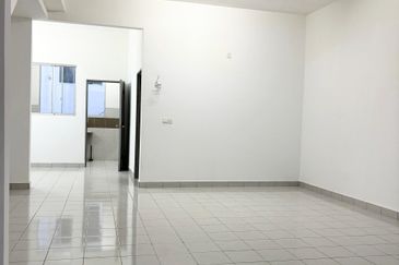 Kampar Double Storey Terraced House For Rent Perak 