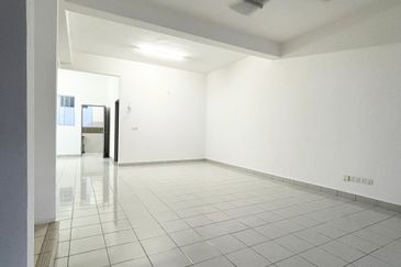 Kampar Double Storey Terraced House For Rent Perak 