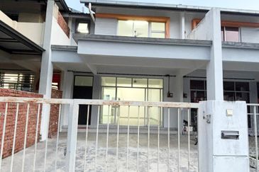 Kampar Double Storey Terraced House For Rent Perak 