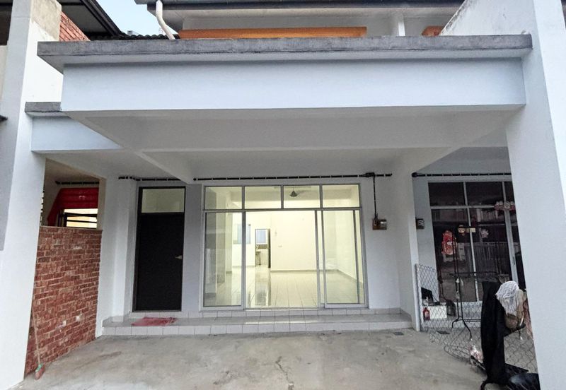 Kampar Double Storey Terraced House For Rent Perak 