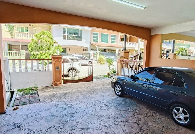 Panorama Lapangan Perdana