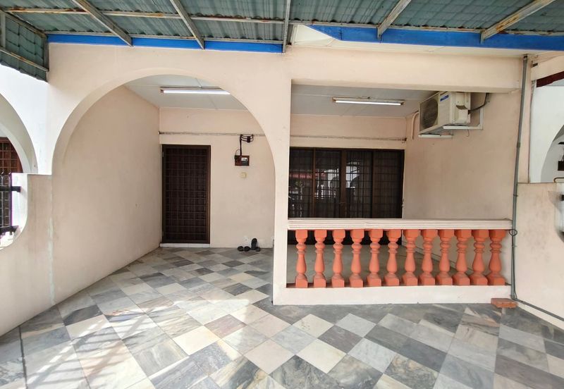 Pengkalan Station 18 Double Storey Terraced House For Sale Ipoh Perak 