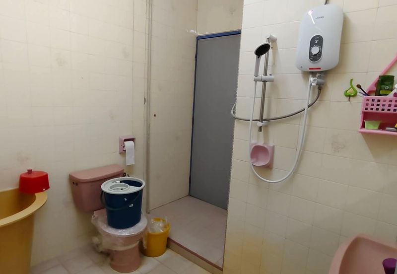 Pengkalan Station 18 Double Storey Terraced House For Sale Ipoh Perak 