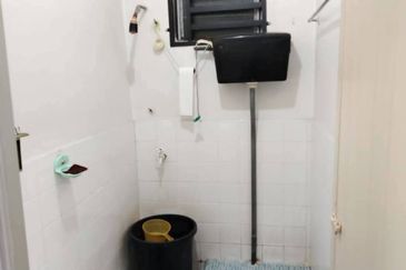 Batu Gajah Taman Sri Wangsa Single Storey Terraced House For Sale Perak