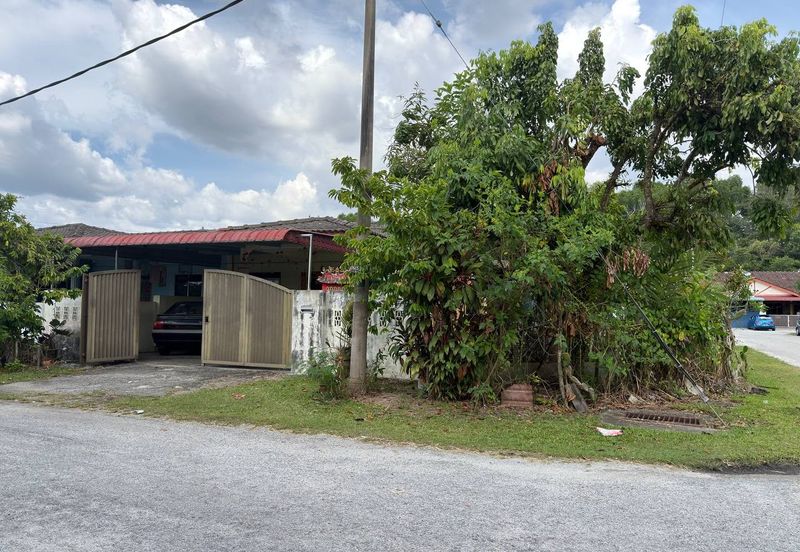 Batu Gajah Taman Sri Wangsa Single Storey Corner House For Sale 