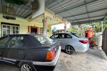 Batu Gajah Taman Sri Wangsa Single Storey Corner House For Sale 