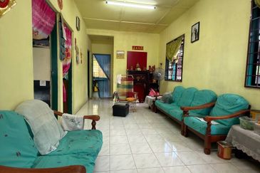 Batu Gajah Taman Sri Wangsa Single Storey Corner House For Sale 