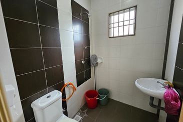 Taman Pengkalan Utama