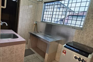 MEDAN PENGKALAN DAMAI