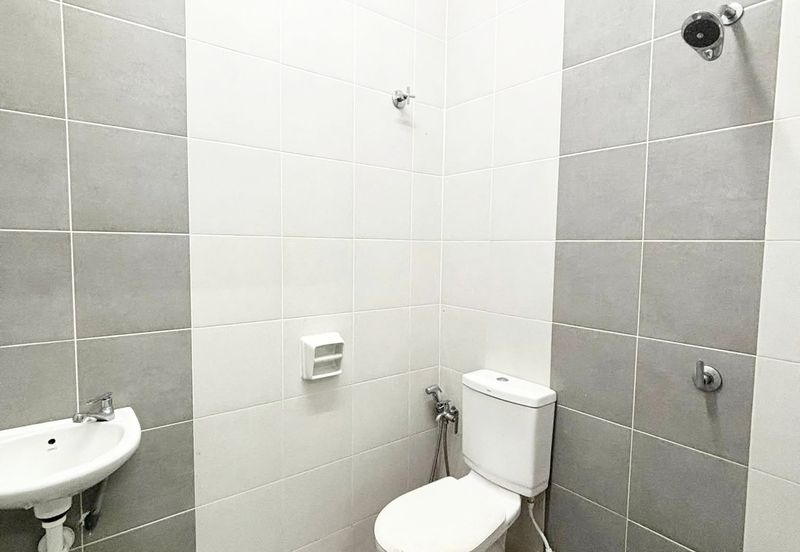 Kampar Double Storey Terraced House For Rent Perak 