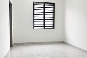 Kampar Double Storey Terraced House For Rent Perak 