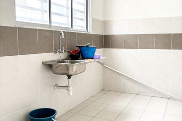 Kampar Double Storey Terraced House For Rent Perak 