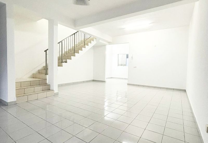 Kampar Double Storey Terraced House For Rent Perak 