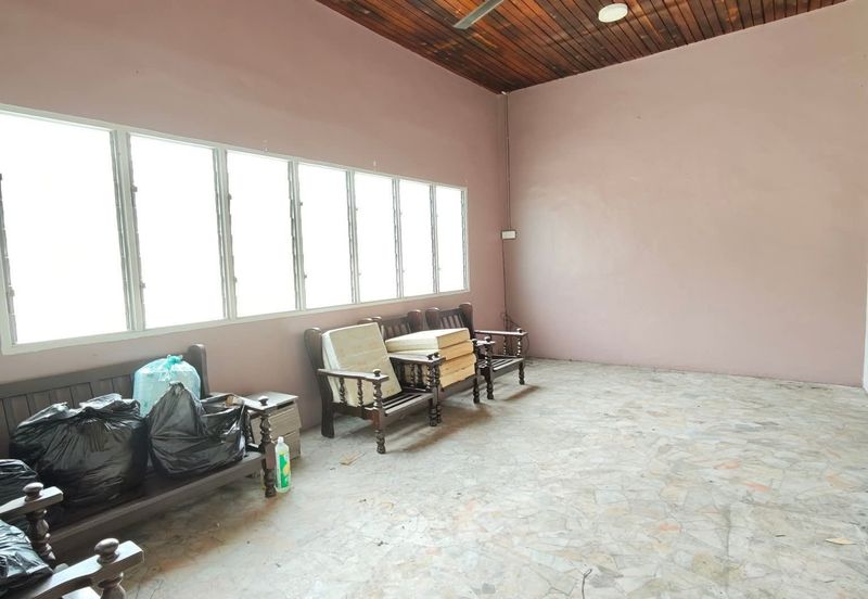 Kampung Baru Lahat Single Storey Bungalow House For Sale Ipoh Perak 