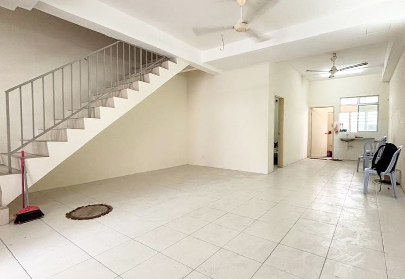 Kampar Double Storey Terraced House For Rent Perak 