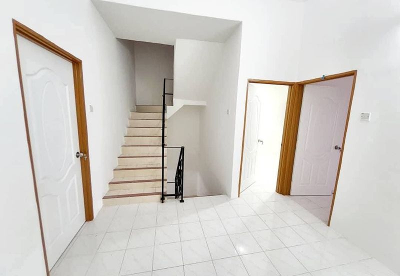 Panorama Lapangan Perdana