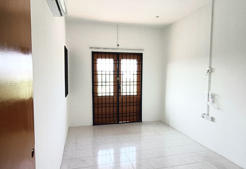 Panorama Lapangan Perdana