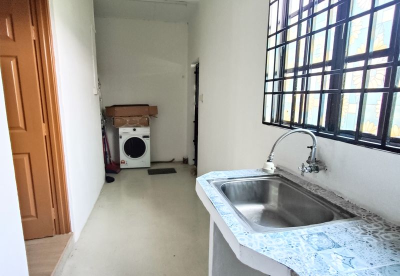 Panorama Lapangan Perdana