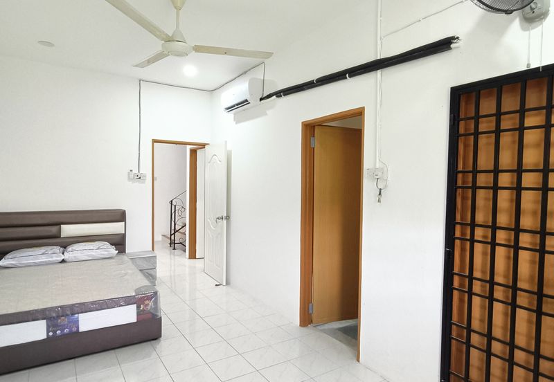 Panorama Lapangan Perdana