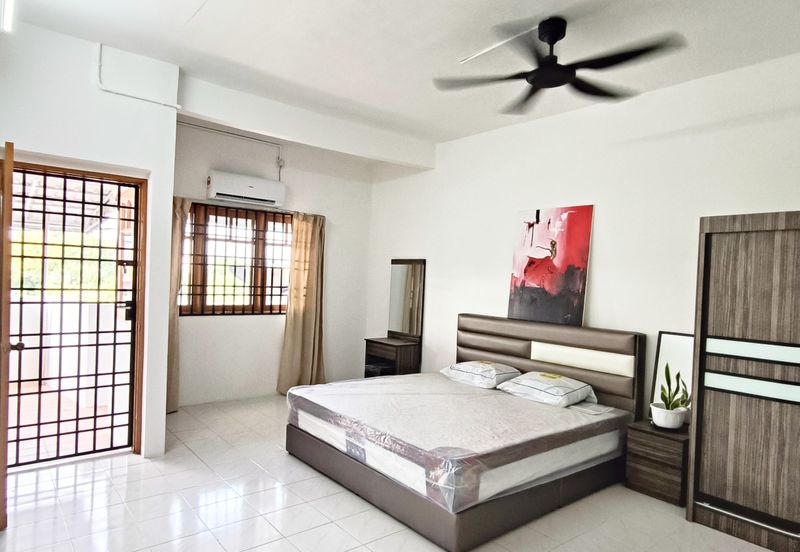 Panorama Lapangan Perdana