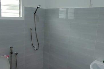 Tasek Kampung Tersusun Ipoh Single Storey Bungalow House For Rent 