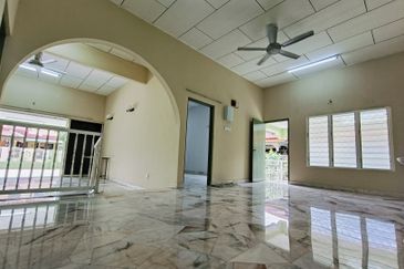 Tasek Kampung Tersusun Single Storey Bungalow House For Rent 