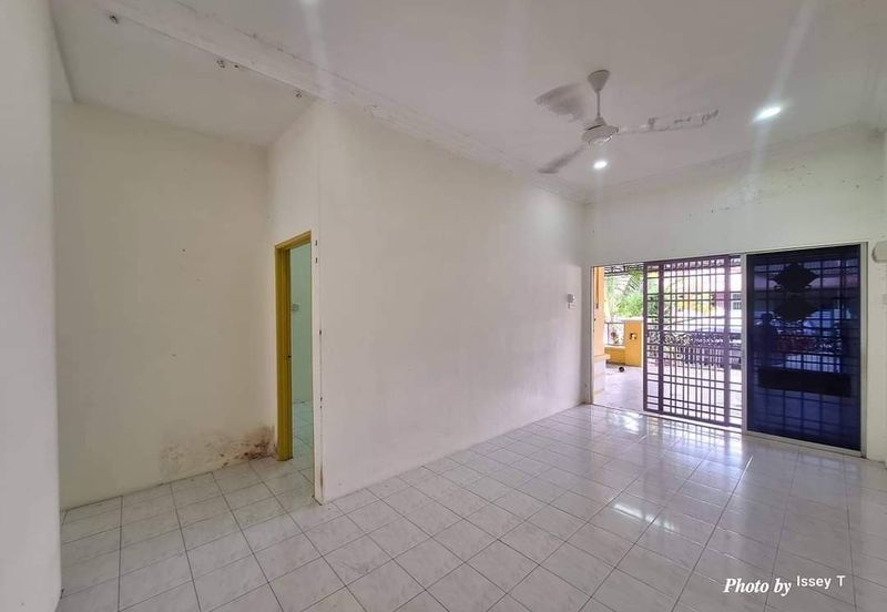 Menglembu Single Storey Terraced House For Rent Ipoh Perak
